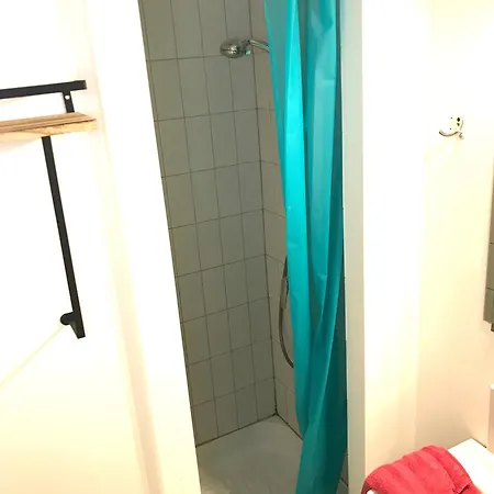 Le Castel Lily - Calme - Face Aux Parcs - Immeuble De Caractere Apartament